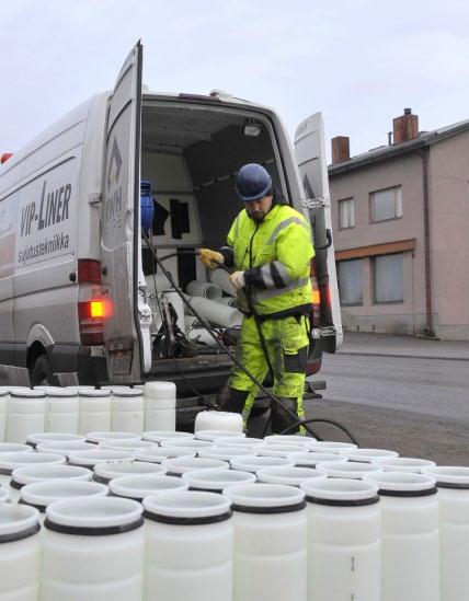 Putkistojen saneeraus VipLiner VipLiner-moduliputkisujutus on vaivaton tapa kunnostaa vanhat, vuotavat betoniviemärit. Saneeraus voidaan tehdä kaivosta auki kaivamatta.