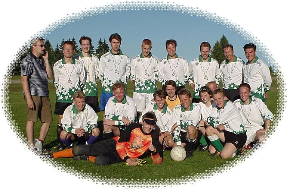 tilapäisesti jättäneet pelikentän, kuuluvat peliin
