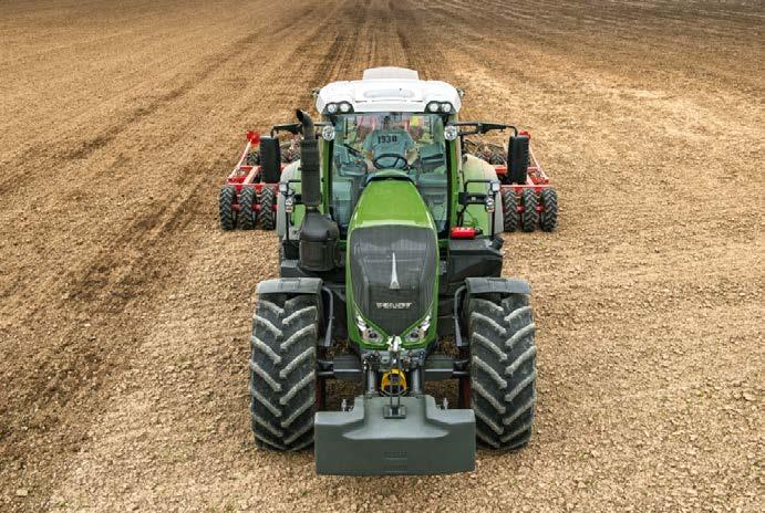 Vakio- ja lisävarusteet Vakio: Lisävaruste: FENDT X5 -OHJAAMO Mukavat istuimet ja