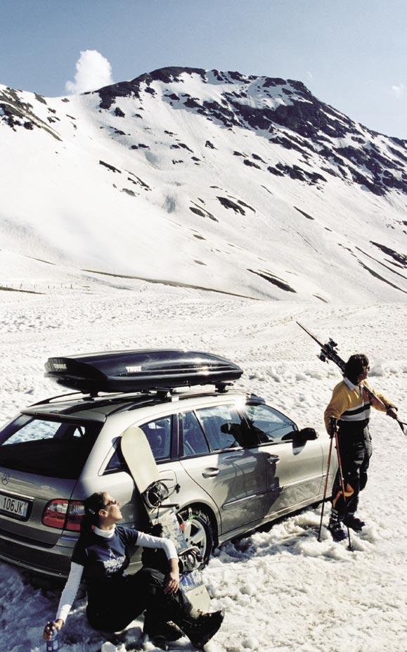 Viileä Stelvio on vain muutaman ajotunnin päässä Välimeren lämmöstä. Suunnitteletko kesälomaa Italiassa? Älä unohda suksiasi - lunta on lähempänä kuin arvaatkaan.