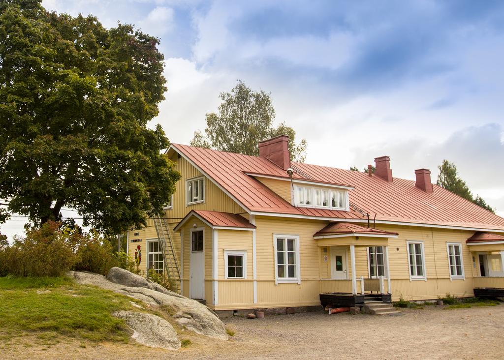 En skola i rullning Kyrkoby skola (åk 0-6)