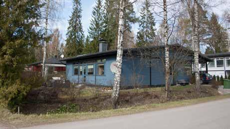 jpg 41 Sinivuokontie 6, yksikerroksinen yhdenperheen Bungalow-talo on