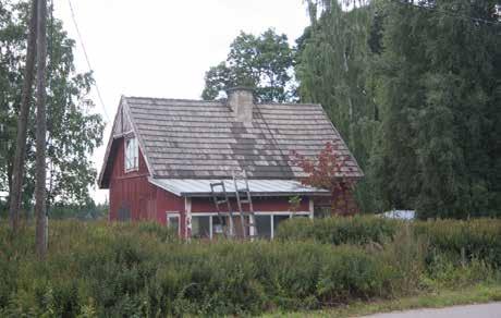 Maisila (RN:o 3) on Mangsin kanssa pysynyt alkuperäisellä paikallaan Klemetskogin Storebyessä.