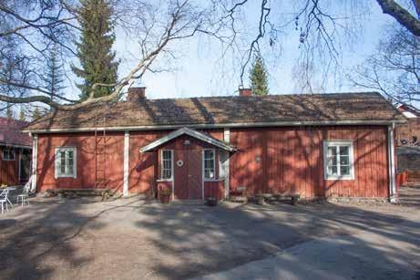 Jussilan vanhempi päärakennus (20; luokka 1) on pystytetty todennäköisesti juuri muuton yhteydessä, 1760-luvun puolivälissä.