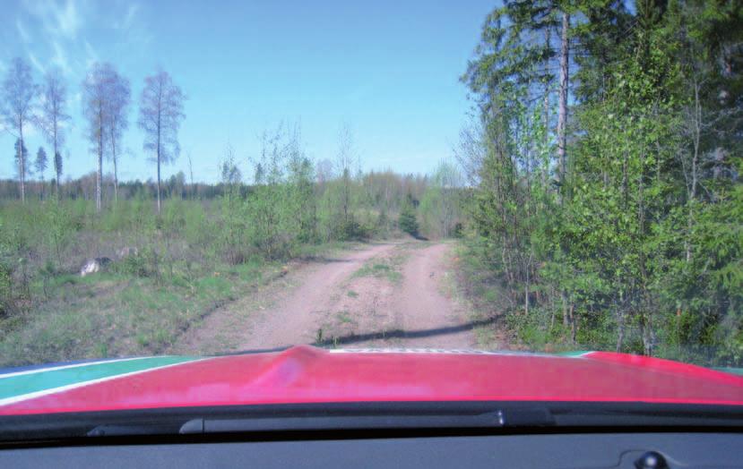 Turva-auto Kesärallikauden avaus Rengossa Kesäinen rallikausi tuli avattua, kun toukokuun puolivälissä kun Rengon ympäristössä kaasuteltiin kauden ensimmäinen kesäkisa Black Rocket ralli.