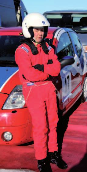 Rally Coctail Ralliautoilija toisessa polvessa Spauk-perheeseen on syntynyt uusi ralliautoilija toisessa polvessa. Ainakin vanhemmat spaukkilaiset muistavat Leväsen Pertsan Pieksämäeltä.