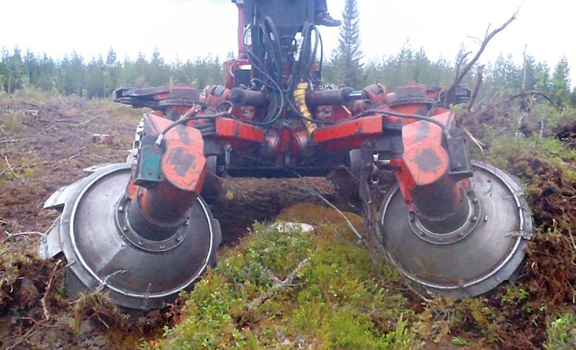 2 METSÄNUUDISTAMINEN kylvössä siemen pääsee aina tuoreeseen ja kosteaan muokkausjälkeen.