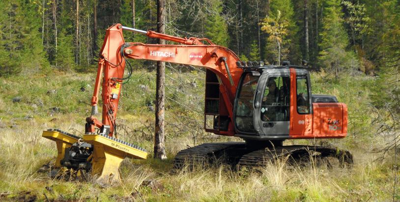 2 METSÄNUUDISTAMINEN Kuva 11. Kaivinkoneeseen asennettu kaksipäinen M-Planter istutuslaite. Kuva: Mikael Kukkonen.