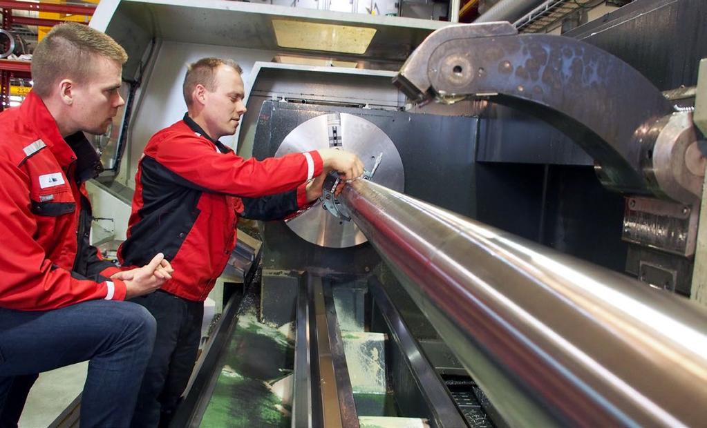 Valmistamme korkealaatuisia hydraulisylintereitä ja koneikkoja räätälöitynä asiakkaiden tarpeisiin niin kotimaahan kuin kaikkialle maailmaan useille eri teollisuuden aloille.