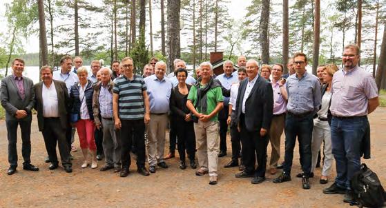 Euroopan koneyrittäjäjärjestö Ceettar kokoontui yleiskokoukseensa Suomeen Euroopan koneyrittäjäjärjestöjen edustajat kokoontuivat Ceettarin yleiskokoukseen 29.6.2017 Hämeenlinnaan.
