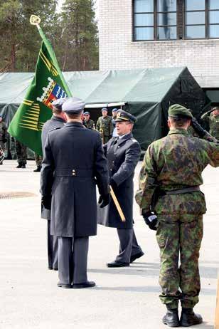 Katselmuksen suorittivat Maavoimien komentaja