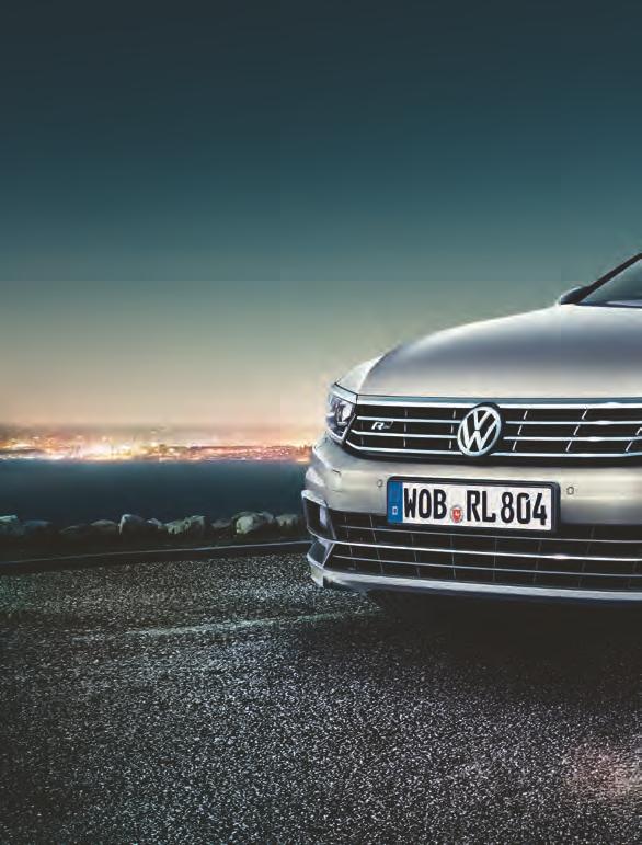 Auto, jossa on sitä jotakin. Passat ja Passat Variant tarjoavat runsaasti tilaa matkatavaroille ja matkustajille. Ja omille henkilökohtaisille toiveillesi.