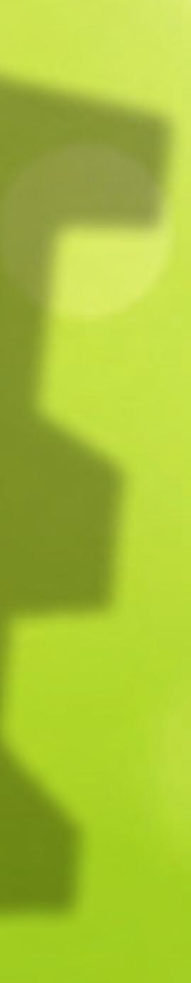 1 kpl välihyllyjä per kaappi.