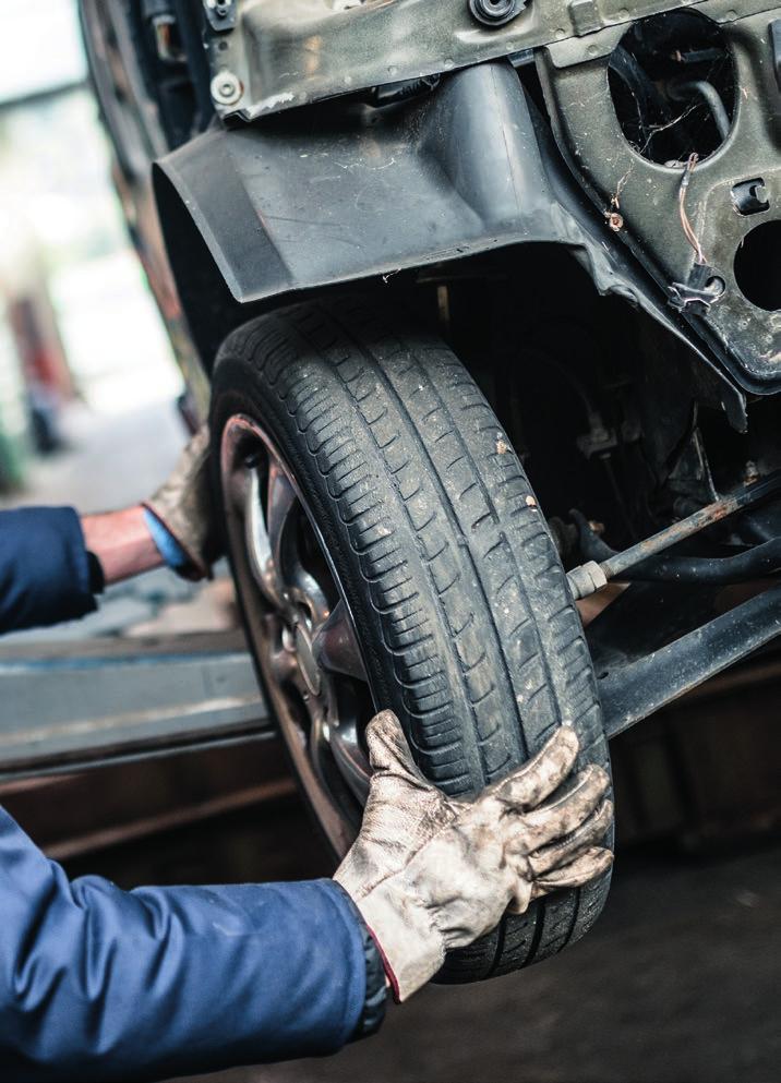 9 Työharjoittelu autokorjaamossa Työharjoittelupaikan etsiminen Työharjoitteluhakemus ja