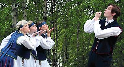 Torstai 7.7.2016 9.00 IIJOKISOUTAJAT JATKAVAT MATKAA, Siiranranta 10.