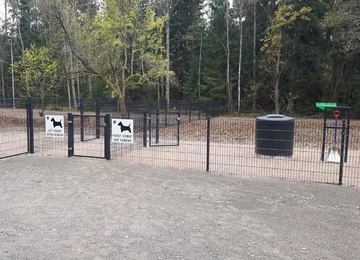 alueiden ja palveluiden yhteyteen. Luonnossa metsän keskellä liikkuminen on osa alueen viehätystä.