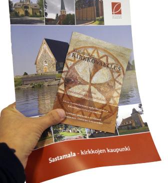 häiriötekijöitä? Vai olenko kiireinen perheenäiti, joka ahertaa keittiössä ja keskeyttää puuhastelun ehkä saarnan ajaksi?