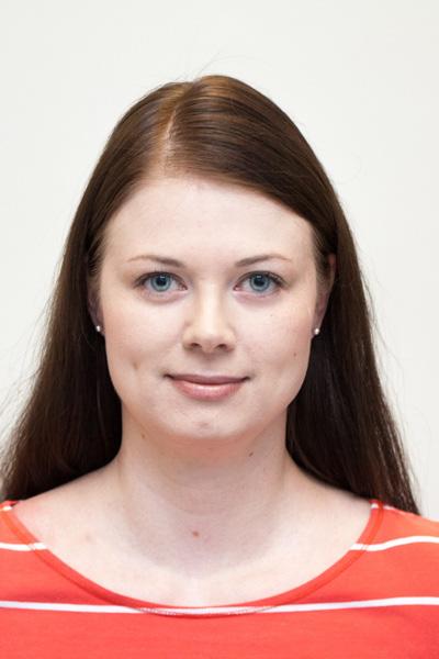 Olen myöskin herännyt vastaamaan janoiselle fuksille puhelimeen yhdeltä yöllä, jotenka ei sekään ole
