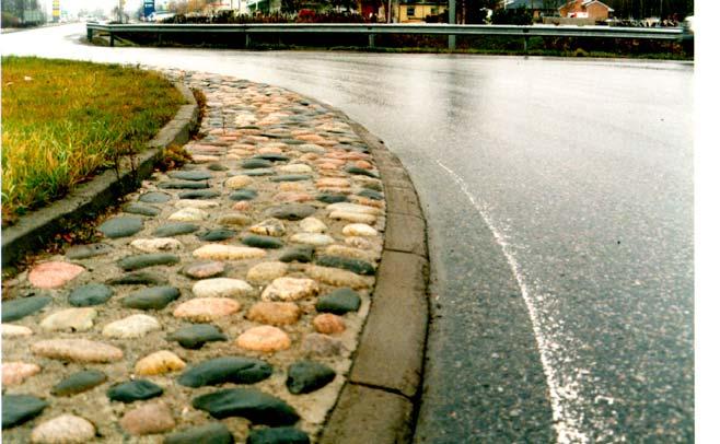 Alhaisia nopeuksia (alle 20 km/h) esiintyi Jämsässä (16,9 km/h), Hämeenkyrö1:ssä (Härkikuja) (18,6 km/h), Hämeenkyrö 2:ssa (Esso) ja Hämeenlinnassa (19,5 km/h) luokan 2 ajoneuvoille.