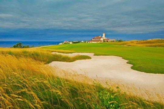 BlackSeaRama Golf, Thracian Cliffs ja Lighthouse 18+18+18 reikää Mustanmeren rannalla sijaitsevassa Cape Kaliakrassa on kolme upeaa golfkenttää.