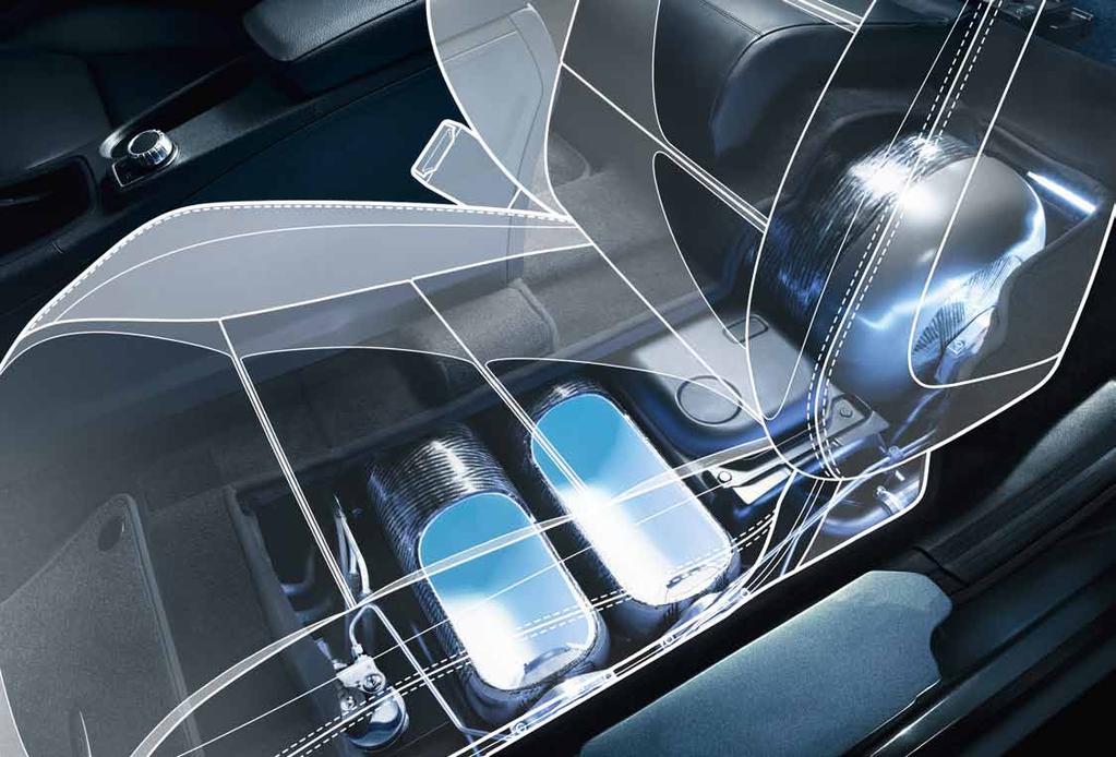 34 Natural Gas Drive B 200 c -mallin kaasusäiliöt sijaitsevat turvallisessa paikassa lattian alla.