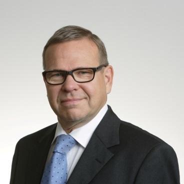26 (30) Jukka Ylppö Diplomi-insinööri (sähkövoimatekniikka), kauppatieteiden maisteri s. 1955 Orion Oyj:n hallituksen jäsen alkaen 2.4.
