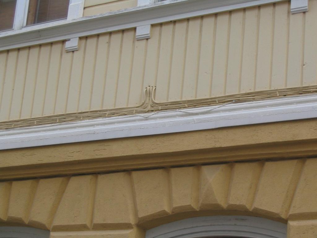 Seinäjohdotuksia