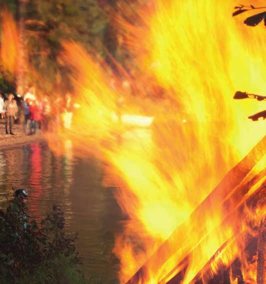 30 18 Päivällinen 18 Lipunnosto 18.30 Juhannusjuhla teltassa 20.30 Kokko syttyy 21.30 22.30 Yökahvila terassilla. 8 Juhannuspäivä 25.6. Klo 9.