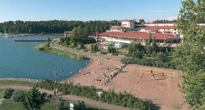 kansainvälisestä tunnelmasta. Naantalin Kylpylällä on pitkät kylpyläkulttuurin perinteet.