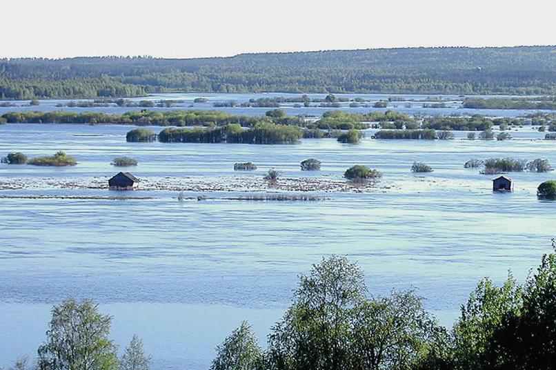 Riski Mallinnus osoittaa kaivoksen sulkemisen jälkeen tapahtuvan mahdollisen haitta-aineisen louhosveden ylivuodon vaikutuksia Äkäsjokeen ellei lievennystoimenpiteitä tehdä.