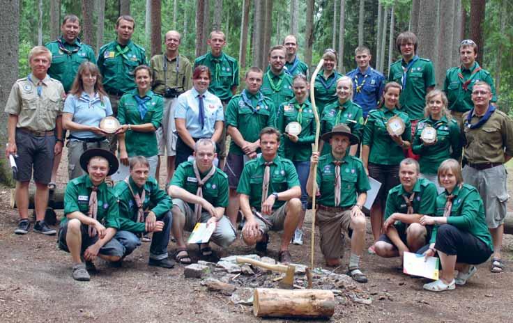 METSAMÄRGI AJALOOST Sarnaselt skautlusele ulatuvad ka Metsamärgi kursuse juured Inglismaale ja Baden-Powellini (Bi-Pi), kelles skautluse esimese aastakümne jooksul küpses soov korraldada