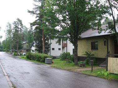9. Patolan pientaloalue Patolan sydämessä sijaitsee pieni mutta monimuotoinen pientaloalue, jonka rakennuskannan ikäskaala on 1950-luvulta 2000-luvulle. 10.