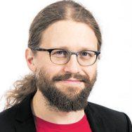 Tälle vuodelle, kun keskustelua käytiin, ei ollut mahdollista tehdä samoin. Oliko perumisen syynä teknobileistä tehdyt valitukset? Se on yksi syy, mutta ei mitenkään ratkaiseva tässä.
