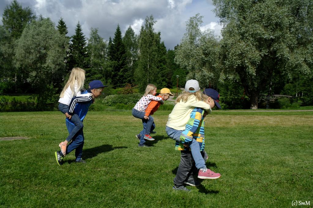1.TAVOITTEET JA LAAJUUS 1.1 Yleistä Kansallinen Lastenliitto Vantaan paikallisyhdistys ry on vuonna 1974 perustettu lapsi- ja varhaisnuorisojärjestö ja se on Kokoomuksen läheisjärjestö.