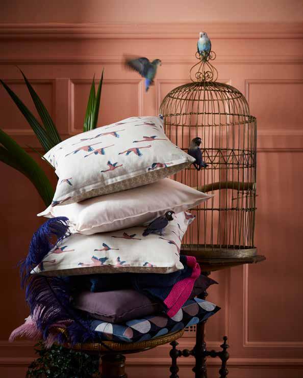 ELOKUU 2017 / 13 PH144650 MAJBRITT-tyynynpäällinen, jossa on 50 % ramia ja 50 %