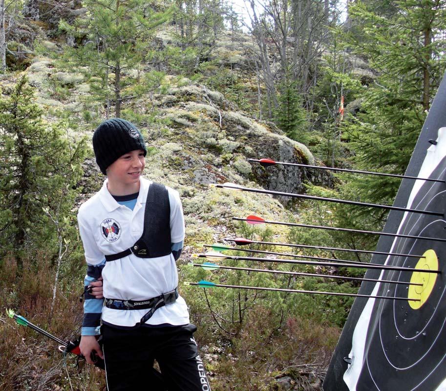 Oskar Smeds Bågsky e Jousiammunta FM-brons SM-pronssi Fris l, inomhus, lag Tähtäin, sisällä, joukkue