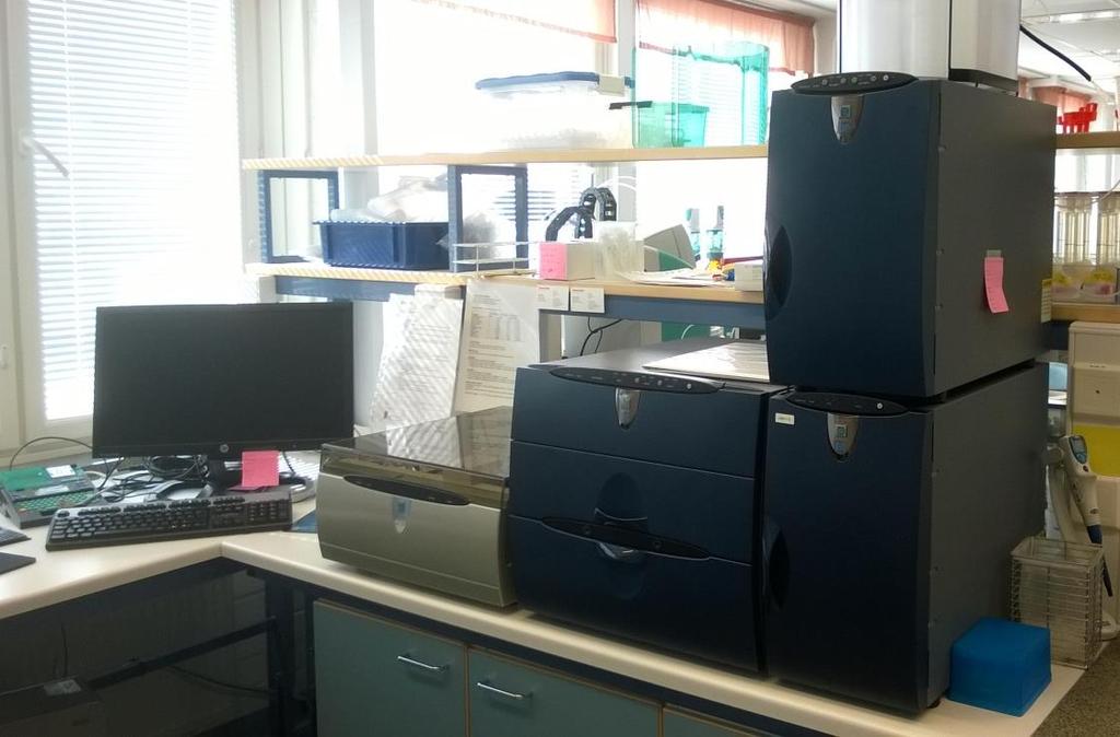 5 DIONEX ICS-5000 Dionex ICS-5000 Reagent-Free HPIC on kaksikanavainen ionikromatografi (kuva 10), jolla voidaan analysoida yhtä aikaa näytteeseen liuenneet anionit ja kationit.