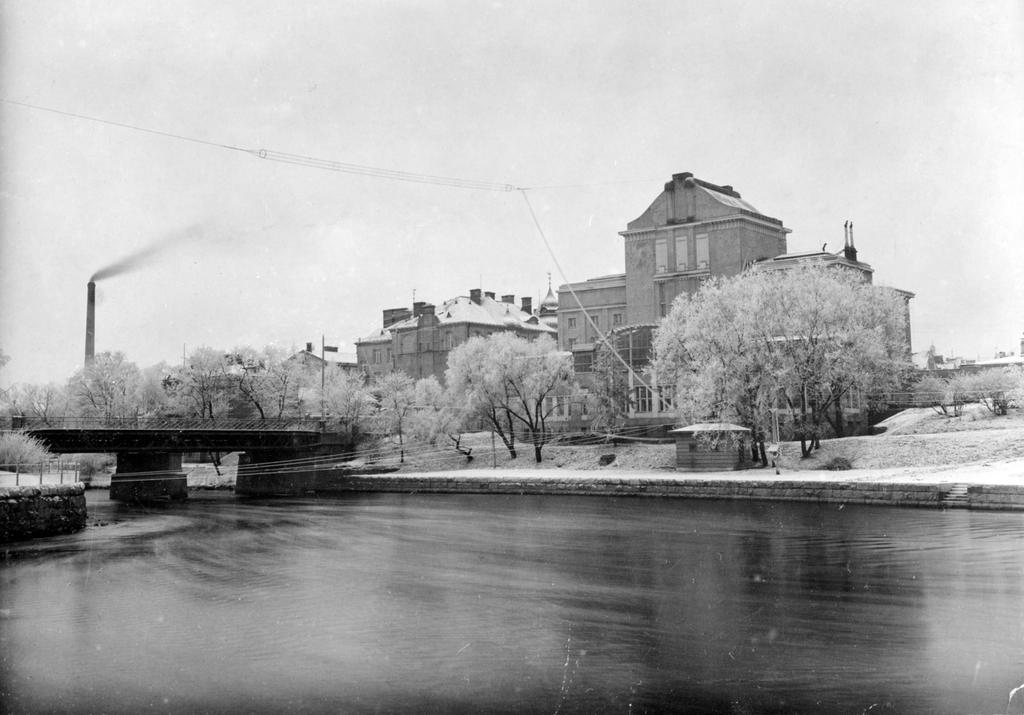 Tampere Radio s Tammerkoski station in 1925. Photo: Georg Horne, Vapriikki Photo Archives.