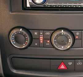 HYMER StarLine Vakiovarusteet Poikkeuksellisen runsas vakiovarustus HYMER StarLinen vaatimuksiin