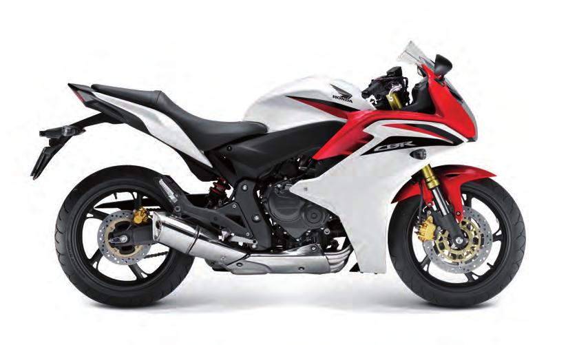 Cbr600F abs - sport Touring Pearl Cool White / Hyper Red Pearl Nightstar Black Pearl Cool White / Moody Blue Kuutiotilavuus: 599 cm 3 Teho: 75 kw/12000 kierr.min Vääntö: 64 Nm/10500 kierr.