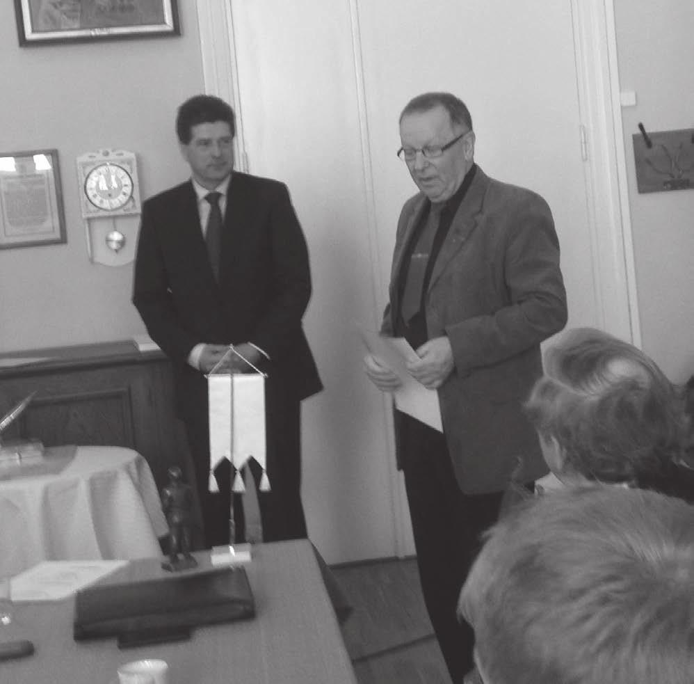 yhdistys tilaisuudet Yhdistys palkitsi jäseniään, Ilkka Tynyksestä vuoden ilmatorjuntamies, Ahti Lapista yhdistyksen kunniajäsen Ilmatorjuntayhdistys palkitsi jäseniään vuoden 2013 aikana tehdystä