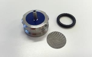 1. Irrota Filter House. Puhdista osat Miris CLEANER - liuoksella ja huuhtele ne tislatulla/deionisoidulla vedellä.