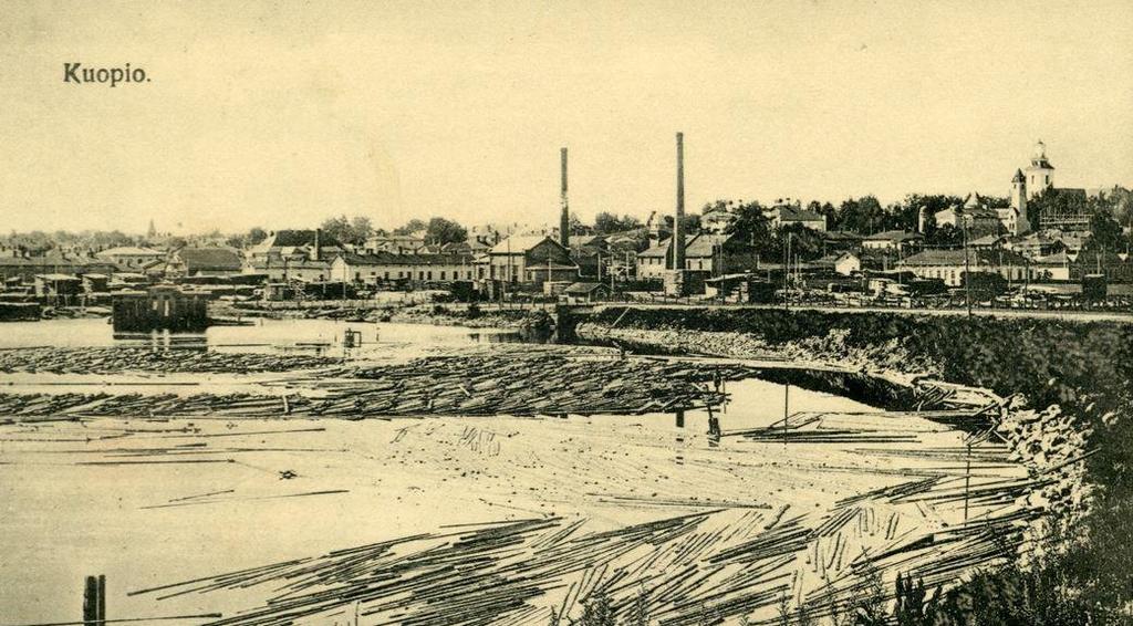 Kuva 1. Maljalahti on toiminut esimerkiksi tukkilauttojen säilytyspaikkana. Kuvausaika noin 1910-1929. Suomen Rautatiemuseon kokoelmat, SRMV1:1544.