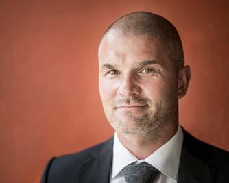 Henkilöstö keskimäärin (FTE)** 3 812 3 450 3 503 Henkilöstö kauden lopussa 4 898 4 589 4 407 * Rahoitusleasingsopimuksia ei sisällytetä bruttoinvestointeihin ** Pihlajalinna on ryhtynyt raportoimaan