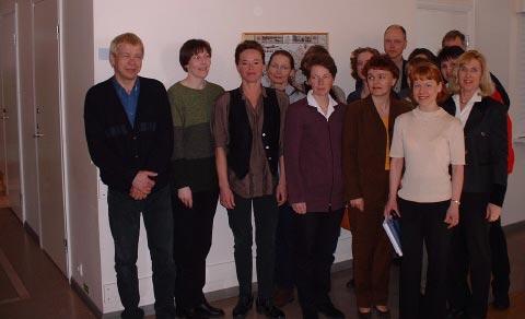 Ennen toista kuntakonsultointikertaa järjestettiin yhteinen kuntien verkostotapaaminen 25.10.2001 Tikkakoskella.