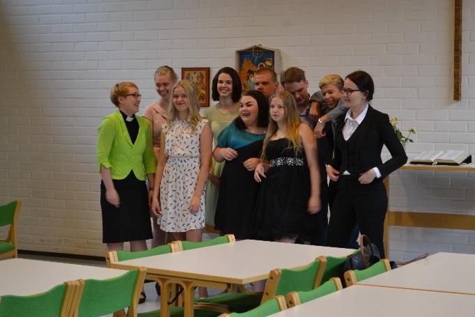 Kerhopelejä kirkon