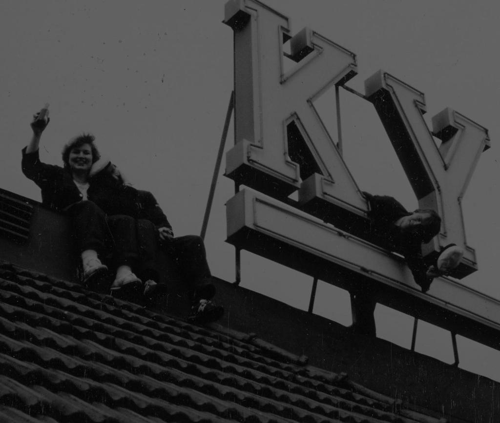 1930-1940: KY-talo valmistuu KY:n mursukasvatus aloitettiin 30-luvulla KY-talo