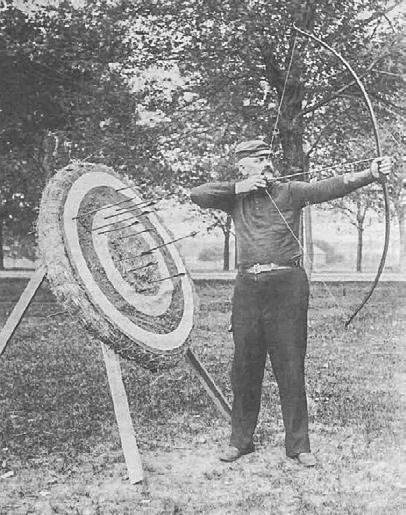 Historia American roundia ei tiettävästi ole ammuttu Euroopassa sinä aikana kun se oli tärkeä kilpailumuoto Yhdysvalloissa.