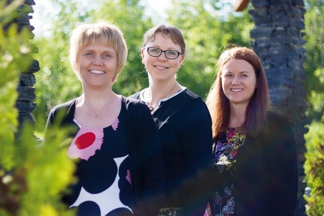 Kansalaisopisto vuokraa myös Suojan taloa, jossa toimii teatteri- ja sanataideryhmät, sekä tekstiilityöluokassa ompelu- ja kädentaitoryhmiä.