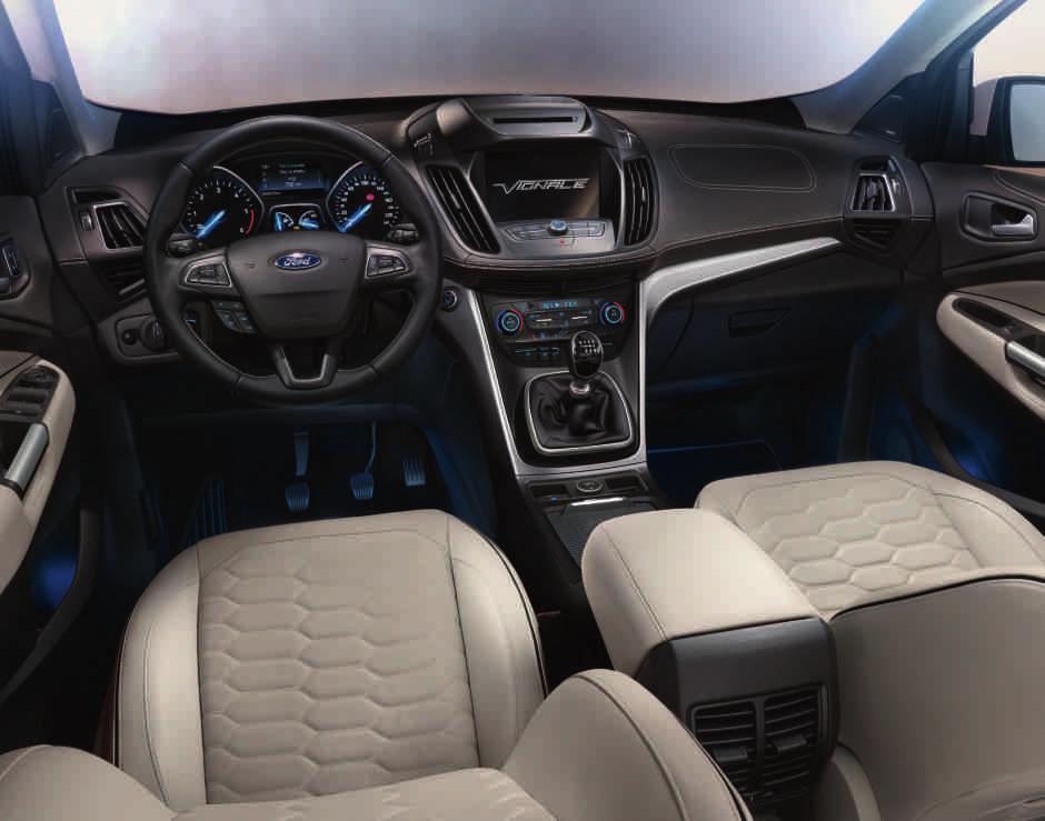 Lämmitettävät etuistuimet lämpötilan säädöllä Ford SYNC 3 englanninkielisellä ääniohjauksella ja 8" kosketusnäyttö Sonyn audiojärjestelmä Ford Vignalen